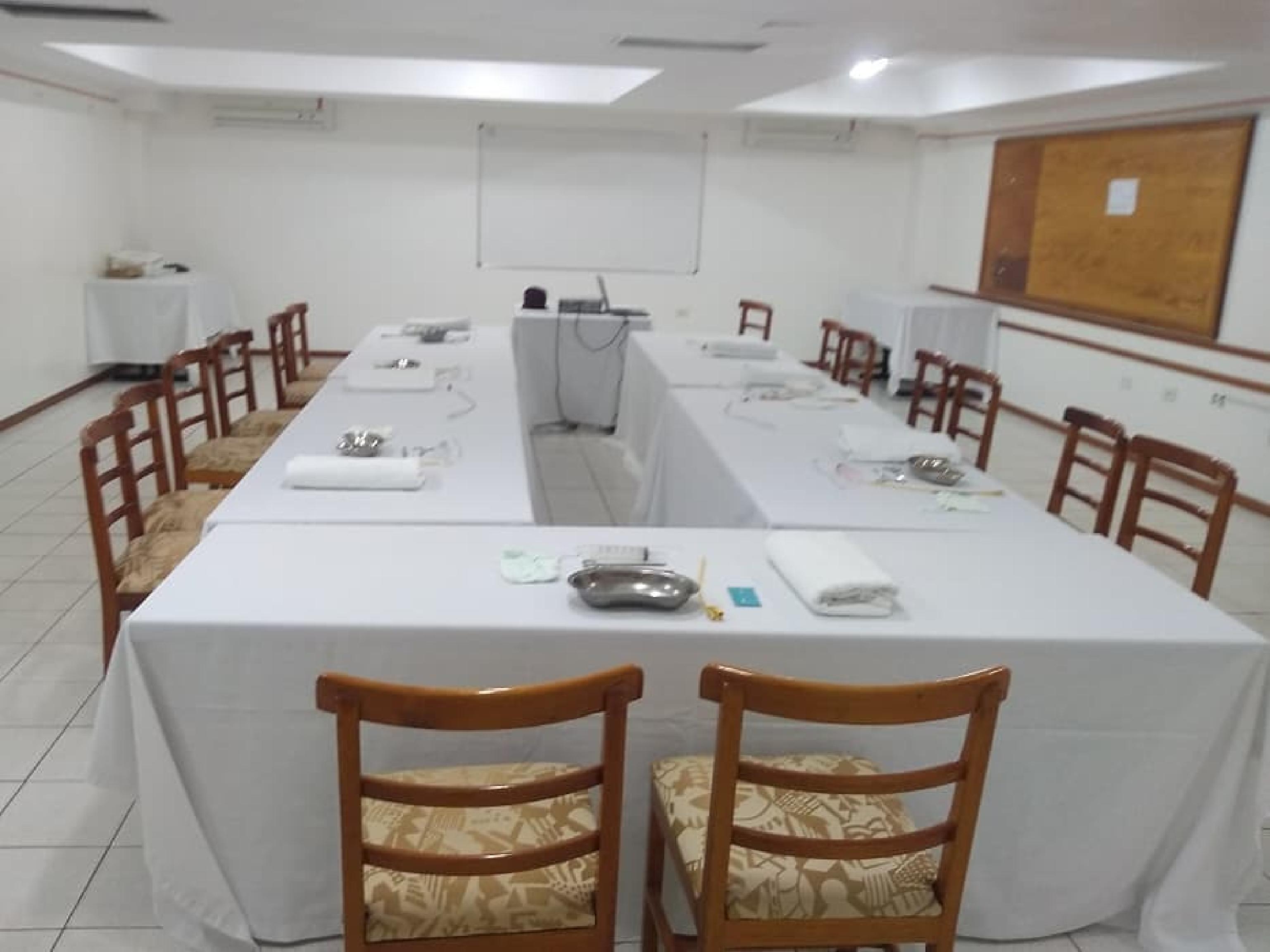 Hotel Oyo Real Palace Hotel, 3*