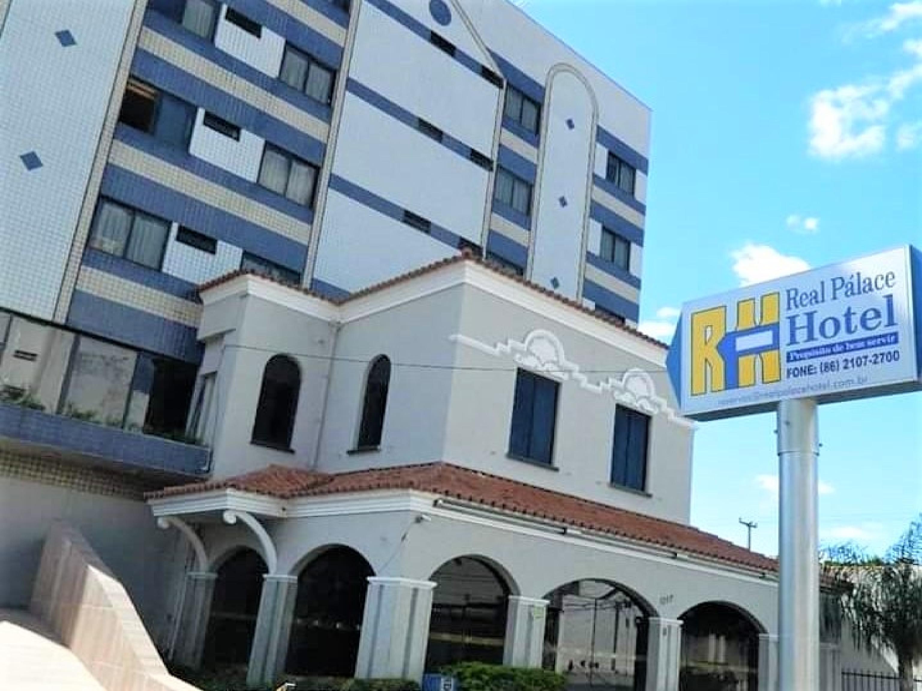 Oyo Real Palace Hotel, 3*